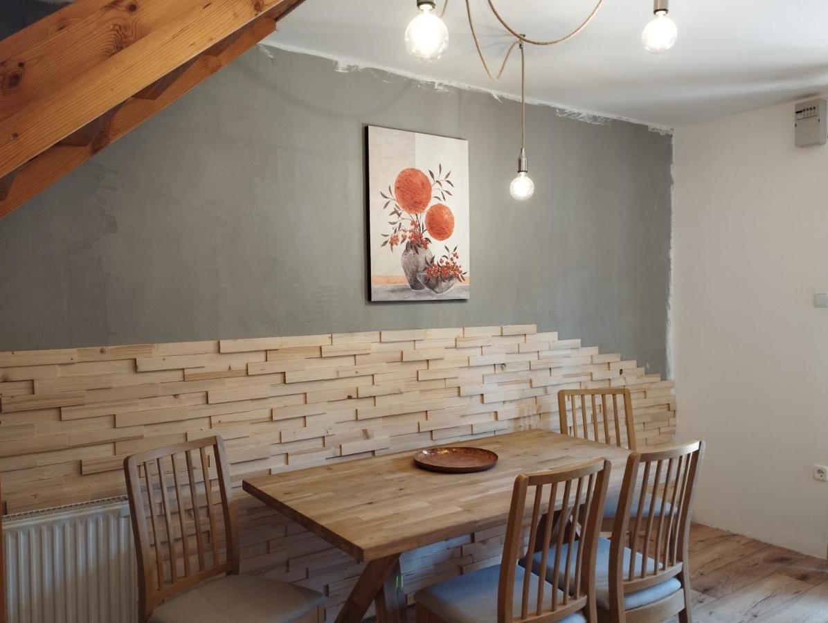 דירות סיגליגט Liliomfa Apartman מראה חיצוני תמונה