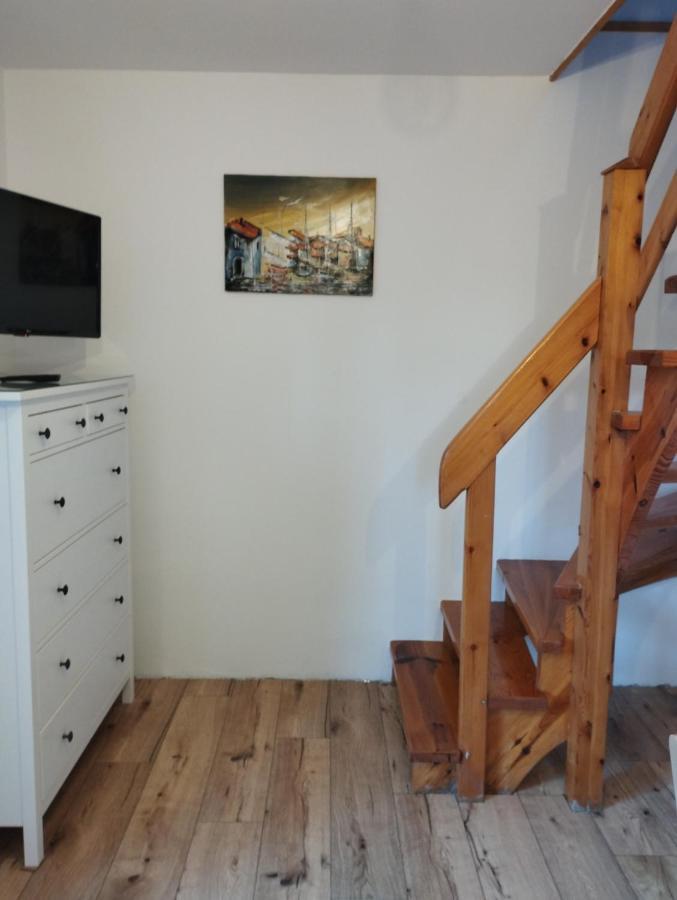 דירות סיגליגט Liliomfa Apartman מראה חיצוני תמונה